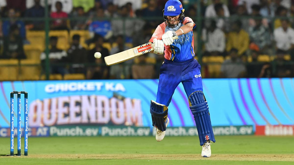 Amelia Kerr Shines in Mumbai Indians' Victory in WPL 2024