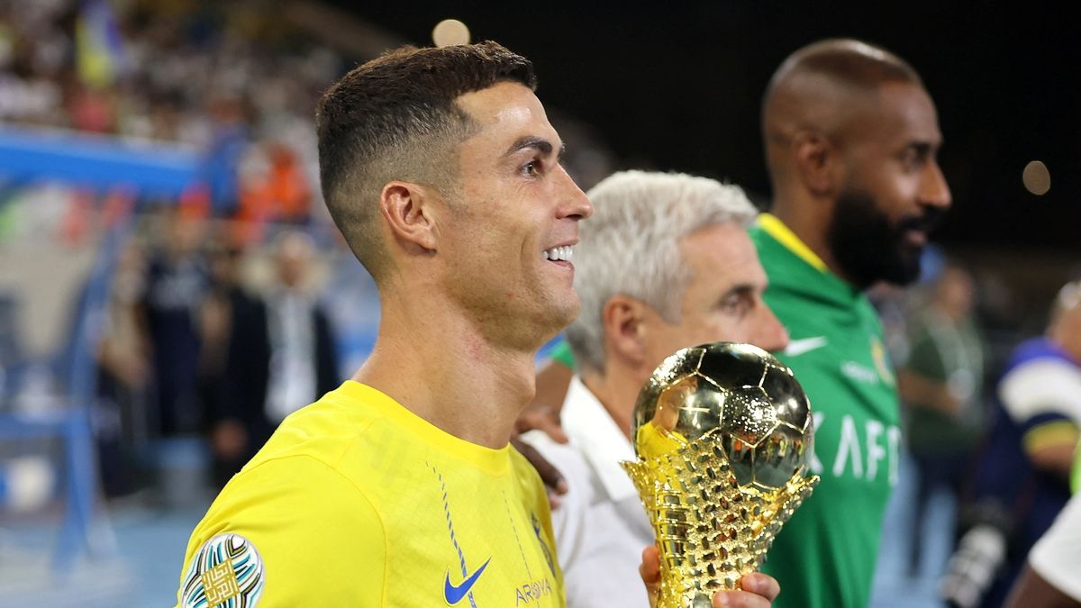 Cristiano Ronaldo's Stellar Performance Propels Al Nassr to Victory and Breaks Records