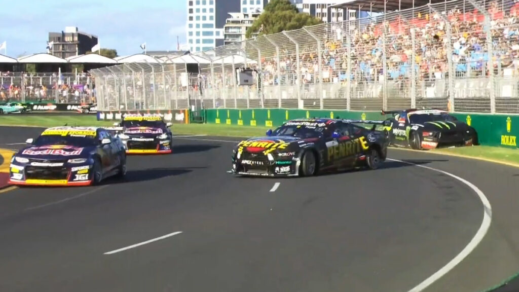 What caused the dramatic crash between Matt Payne and Cam Waters in the Melbourne race?