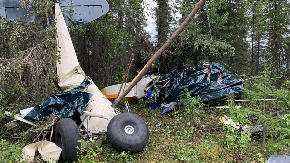 What Caused the Aircraft Crash into the River in Fairbanks Alaska?