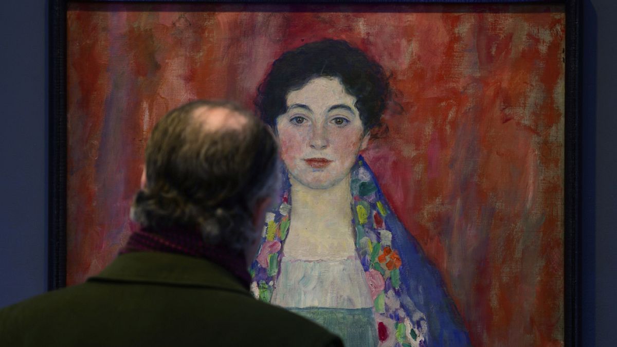 What is the name of the painting by Gustav Klimt that sold for 30 million euros and who was the possible subject depicted in it?