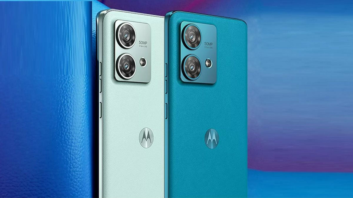 What is the Price Range of the New Motorola Edge 50 Pro Flagship Smartphone in India?