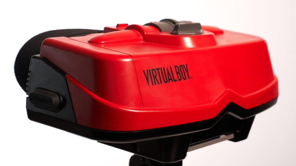 What led academic researcher Jose Zagal and tech historian Benj Edwards to explore the Nintendo Virtual Boy intensively?