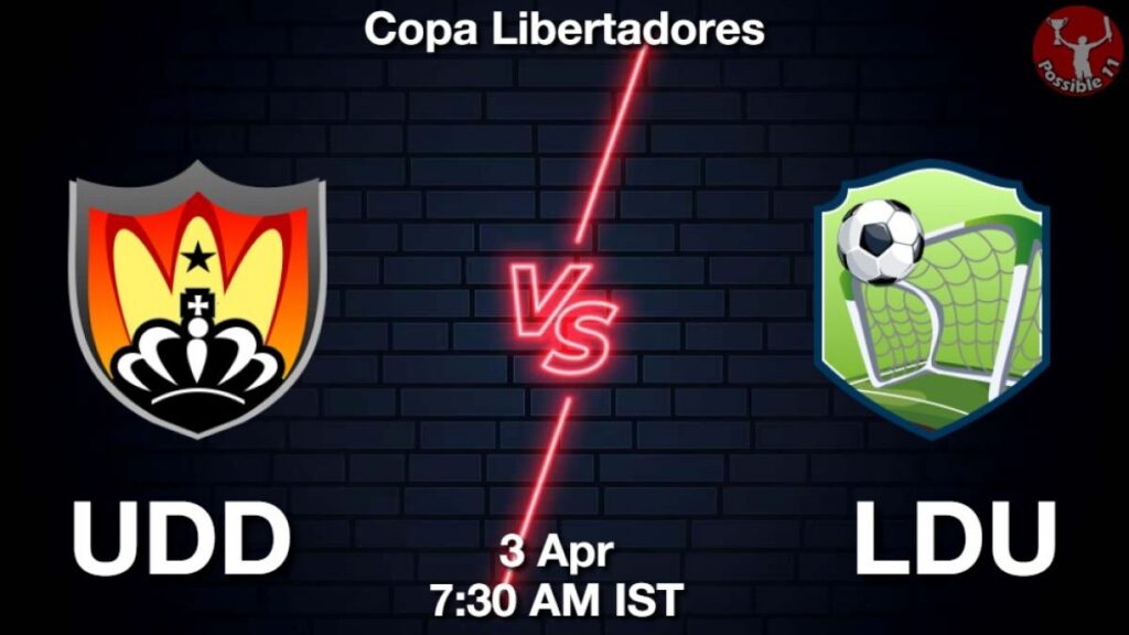 Who is the favorite based on home advantage in the upcoming match between Universitario and LDU Quito?