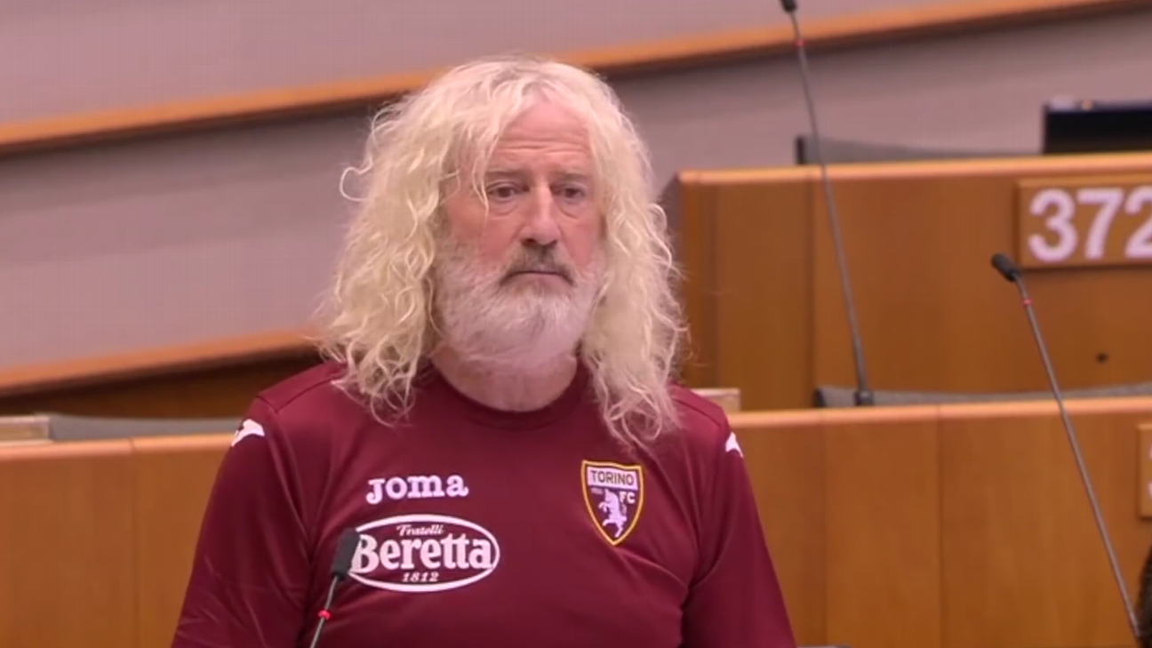 Why did the Irish MEP send a message to Torino and what does he think of Juventus fans?