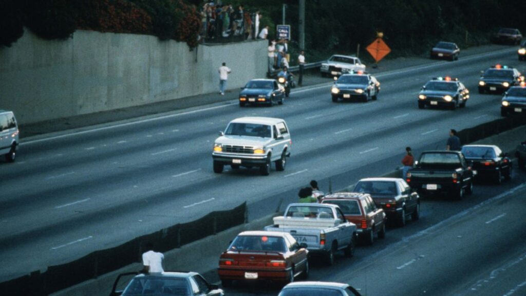 Why was O.J. Simpson's White Ford Bronco Chase So Fascinating to the Public?