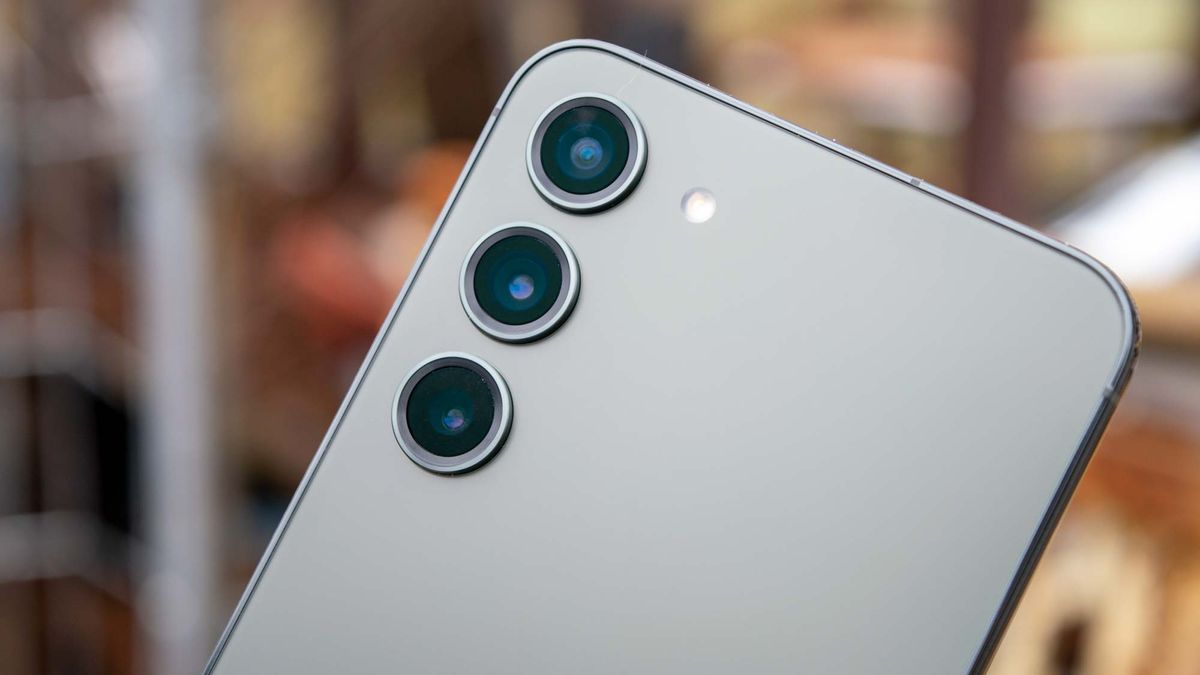 How to Disable Motion Photos on Samsung, Motorola, and Google Pixel Devices