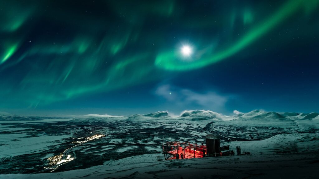 How to Take Perfect Photos of Northern Lights with Smartphone